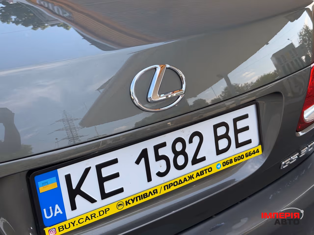Lexus GS - фото 24
