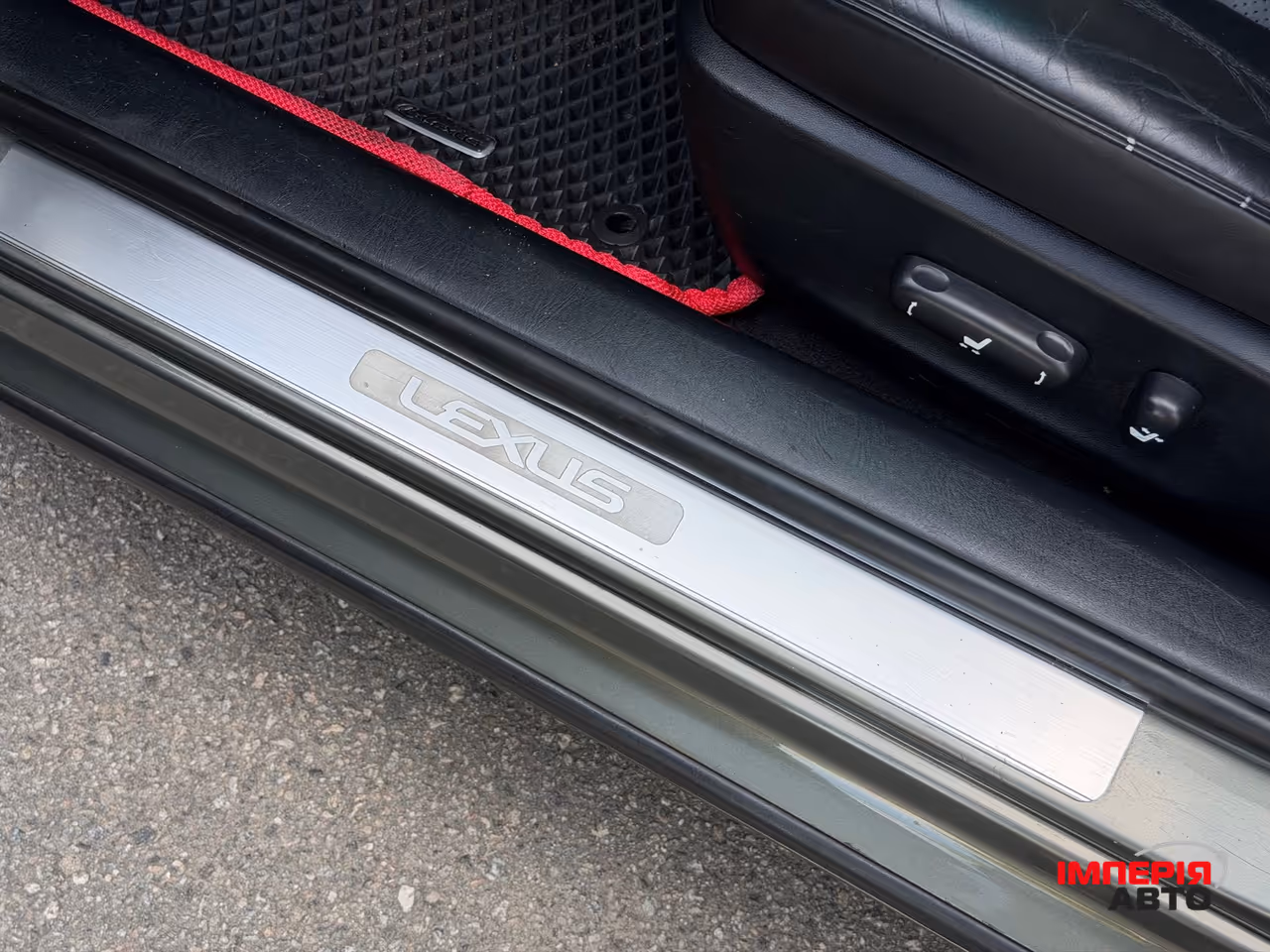 Lexus GS - фото 41