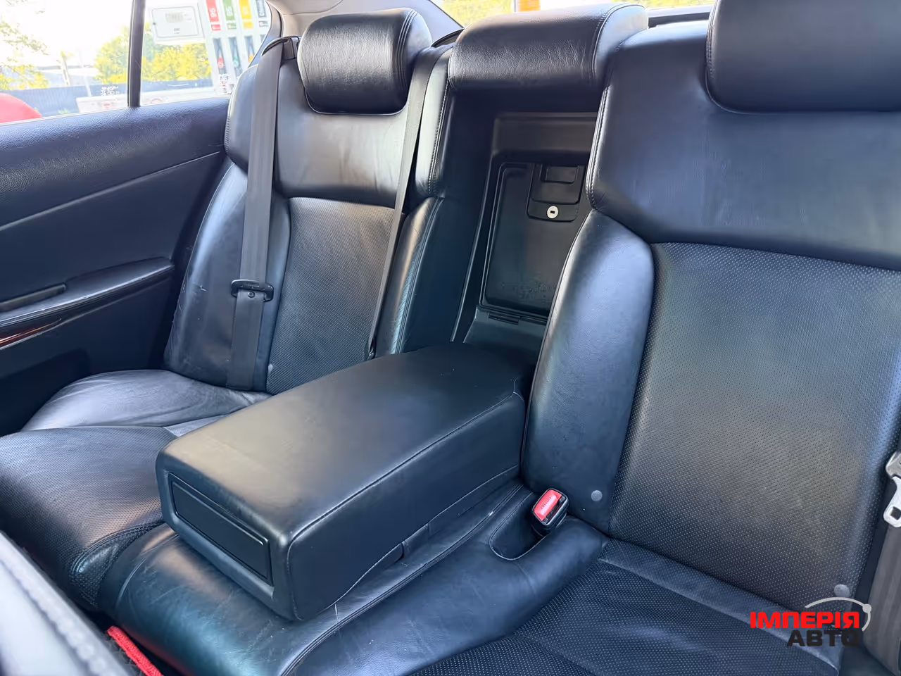 Lexus GS - фото 12
