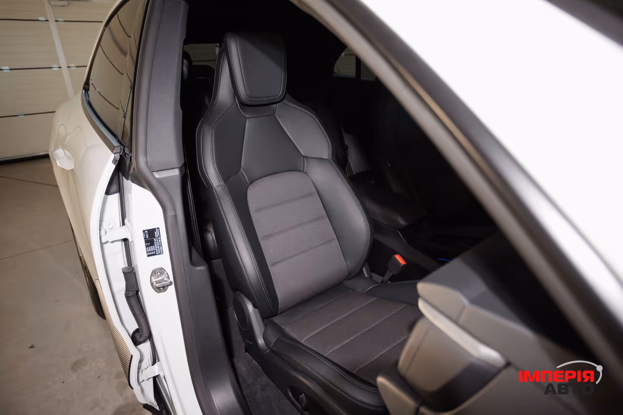 Porsche Macan - фото 33