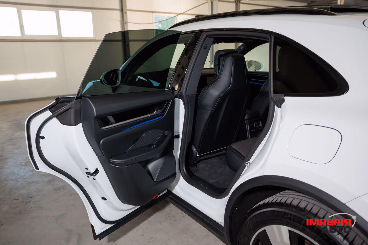 Porsche Macan - фото 24