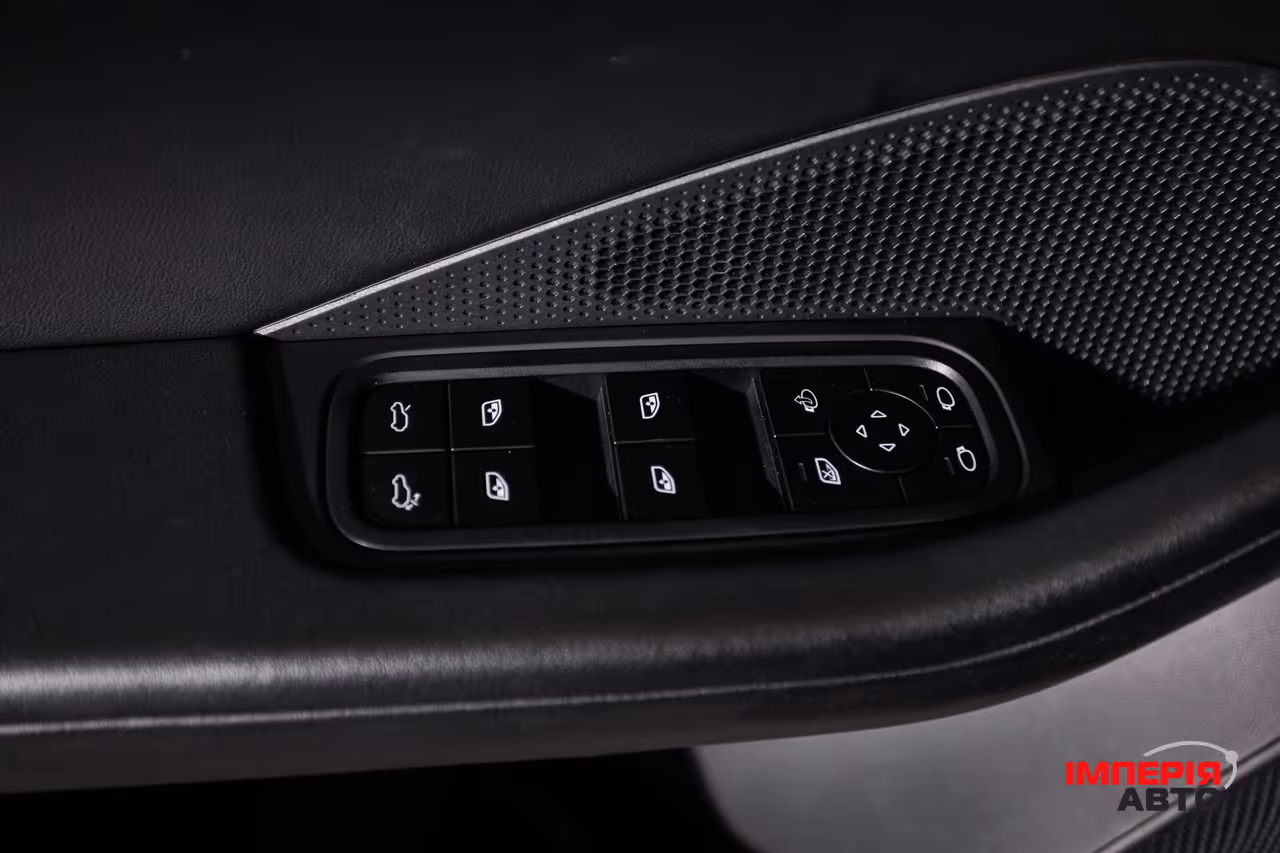 Porsche Macan - фото 22
