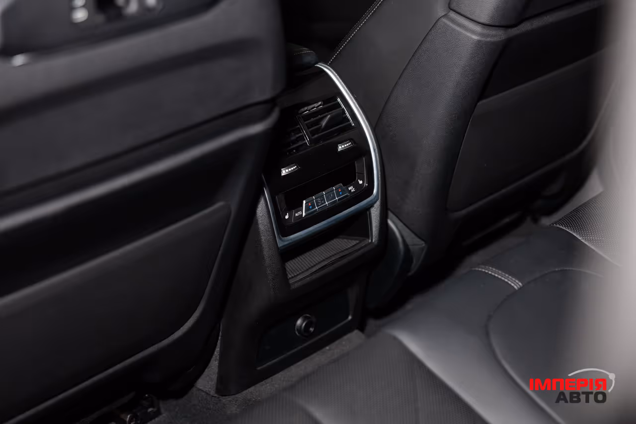 BMW X6 - фото 30