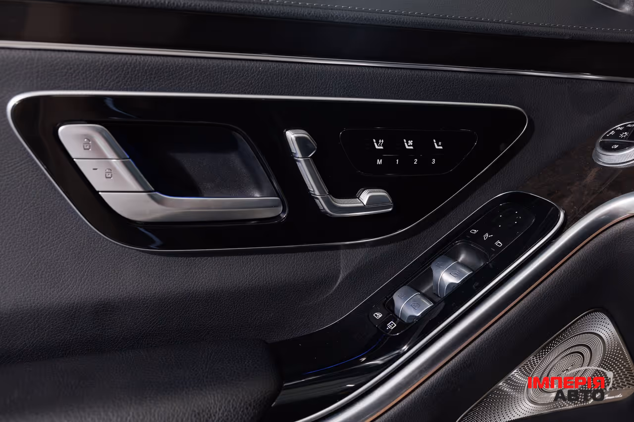 Mercedes-Benz S-Класс - фото 19