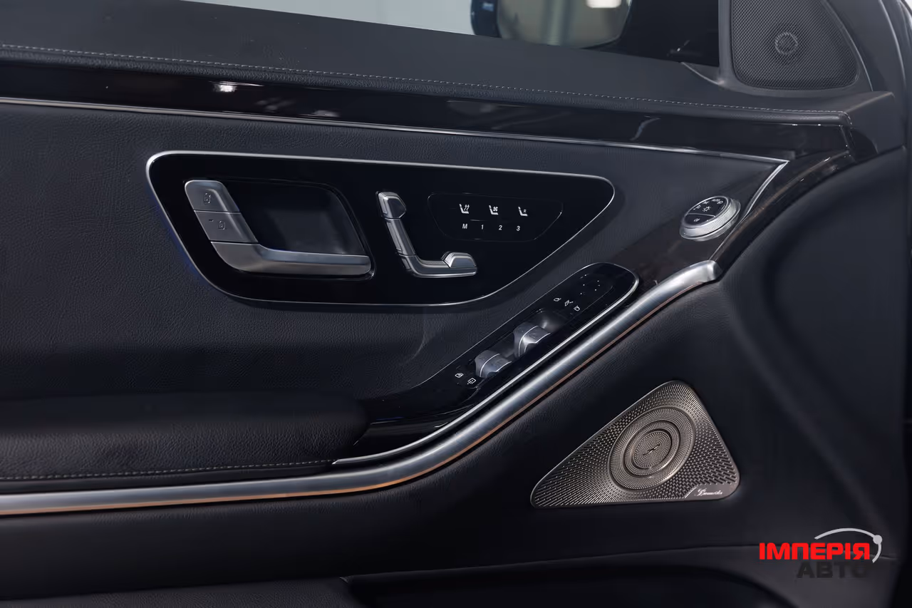 Mercedes-Benz S-Класс - фото 18