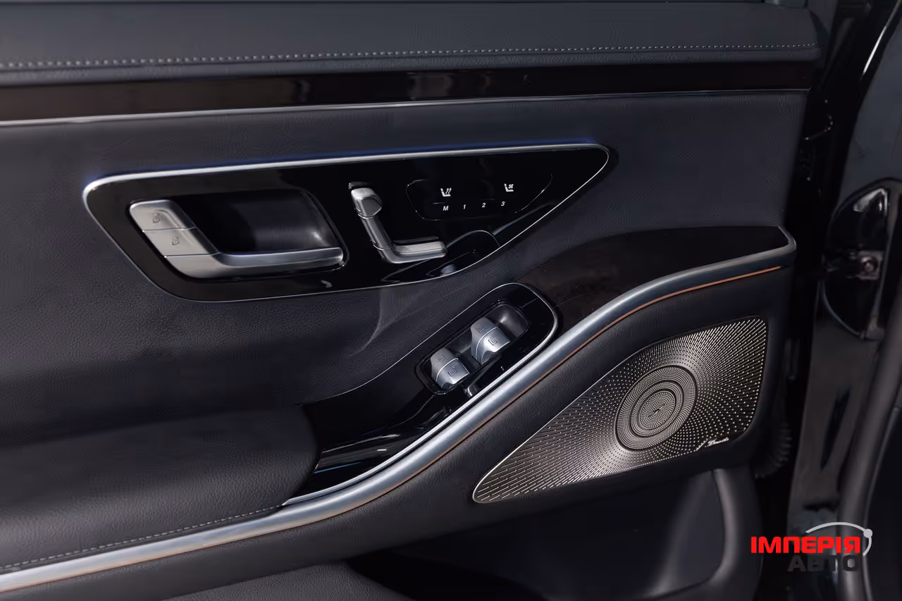Mercedes-Benz S-Класс - фото 31