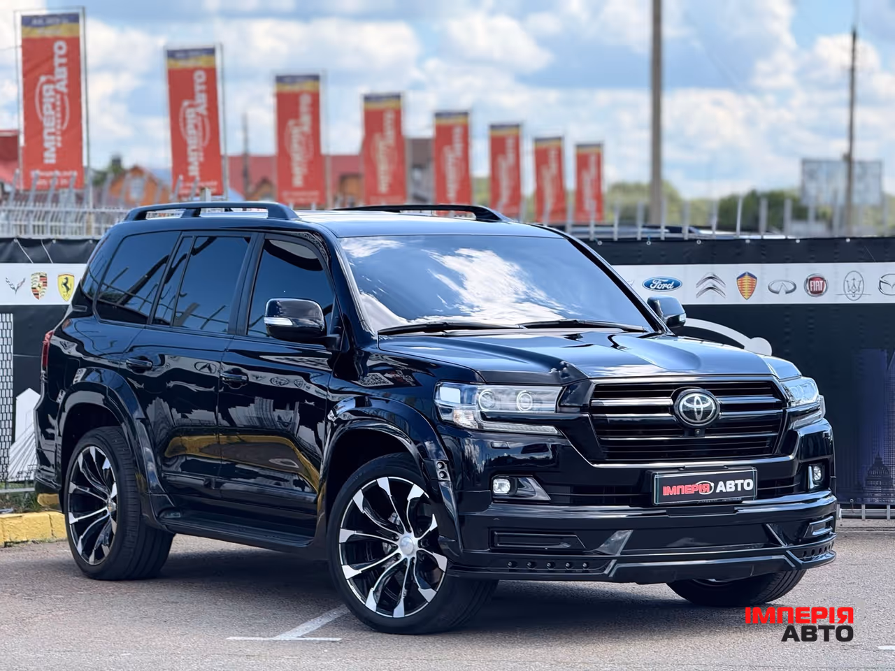 Toyota Land Cruiser - фото 2