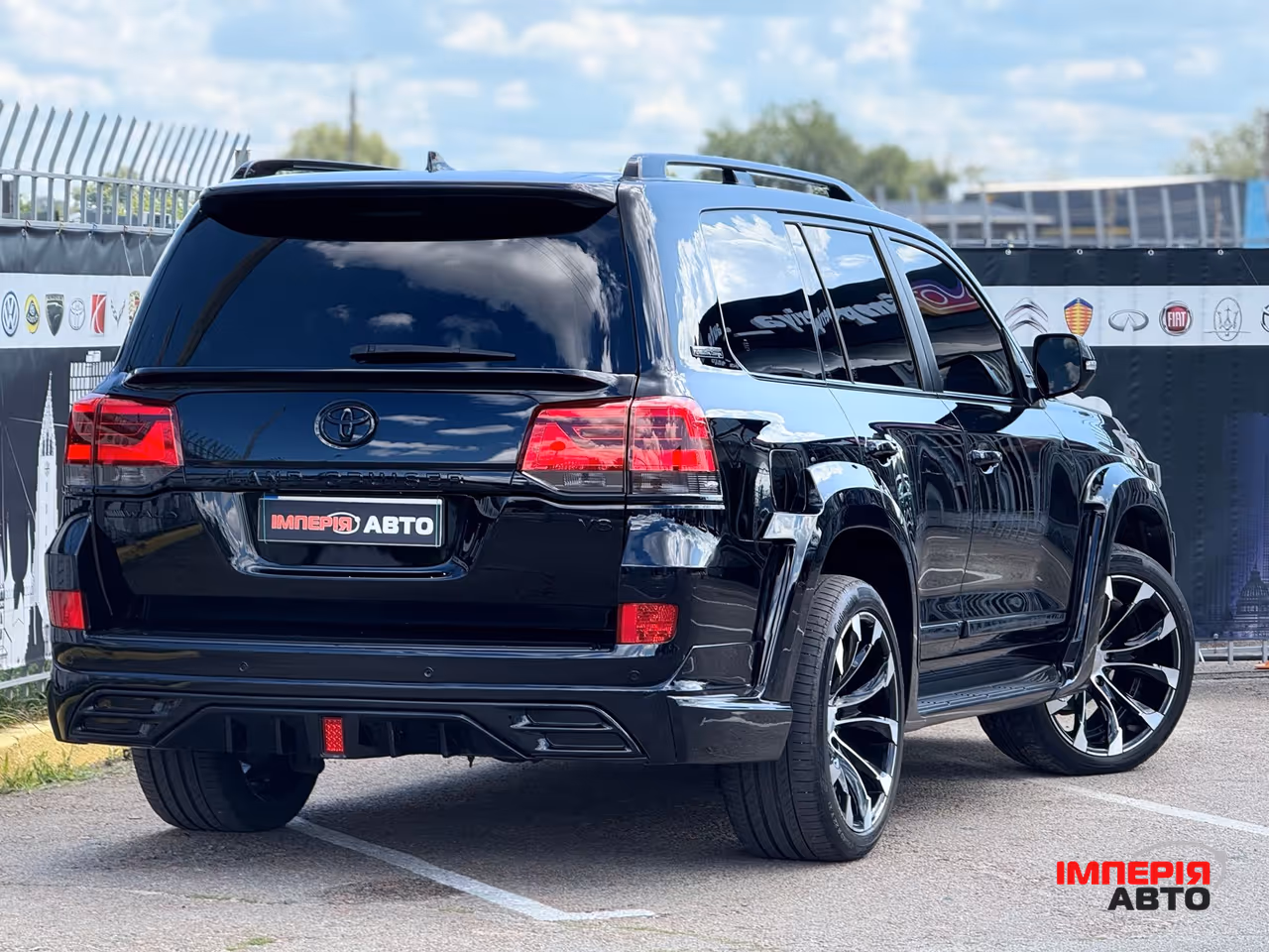 Toyota Land Cruiser - фото 10