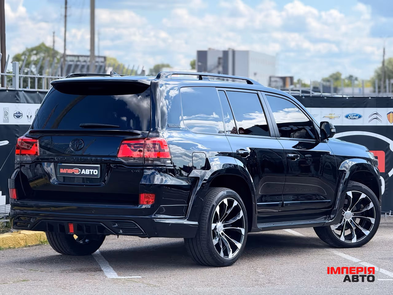 Toyota Land Cruiser - фото 11