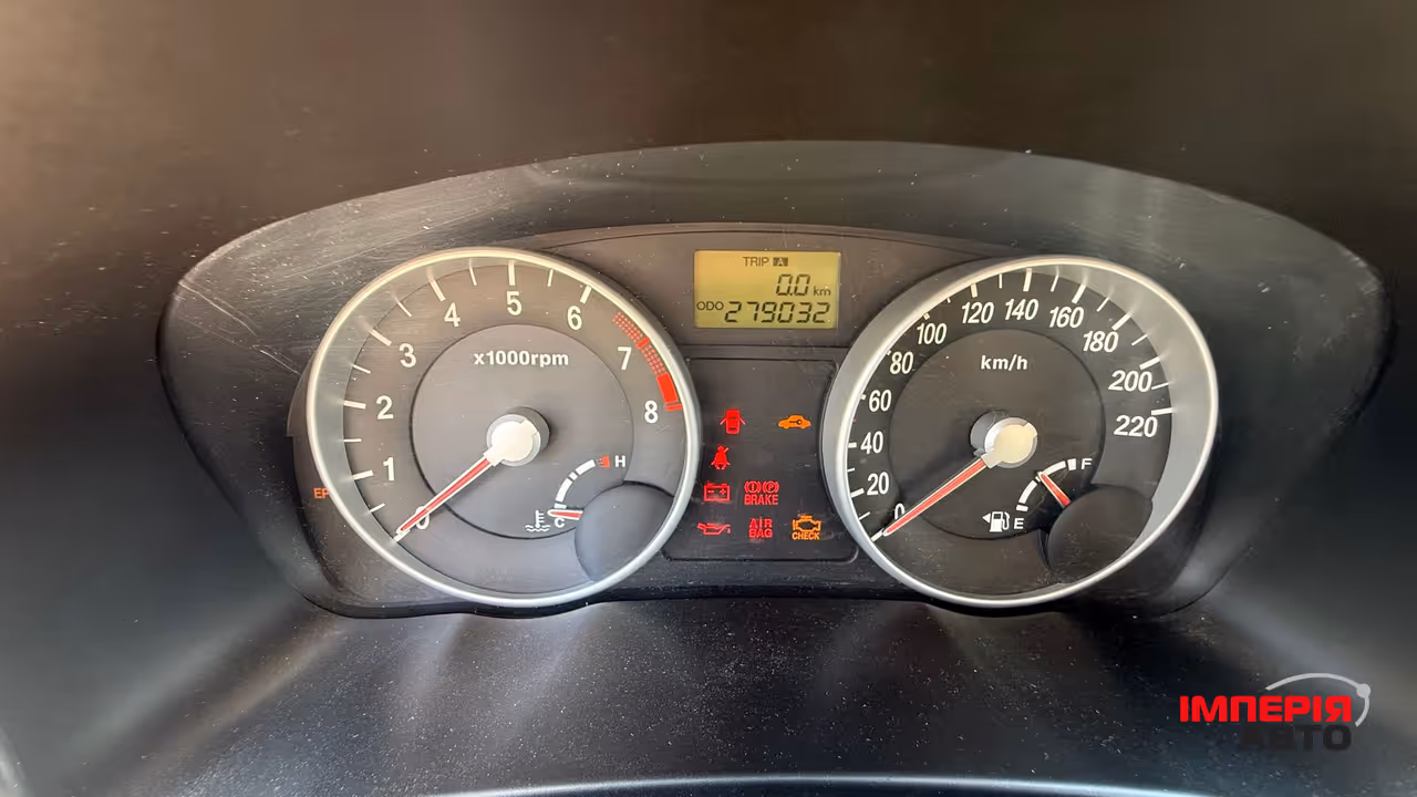 Hyundai Accent - фото 7