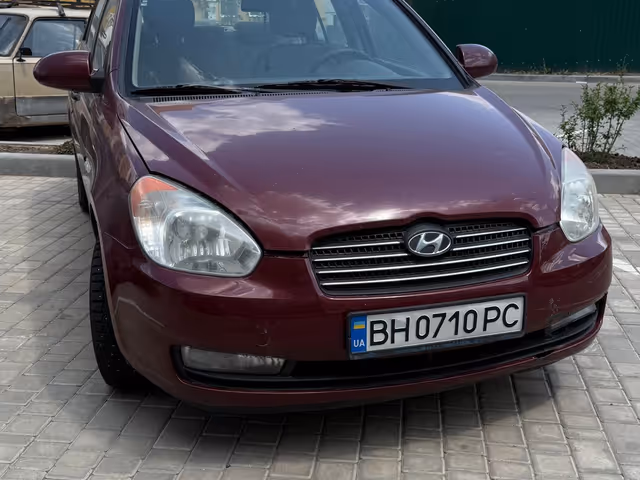 Hyundai Accent - зображення 2