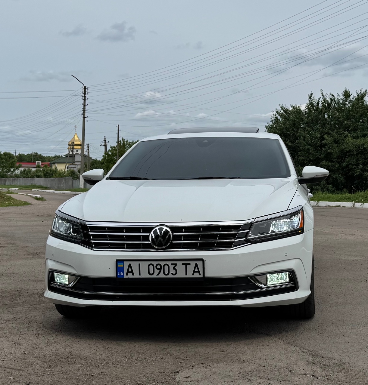 Volkswagen Passat (North America and China) - фото 1