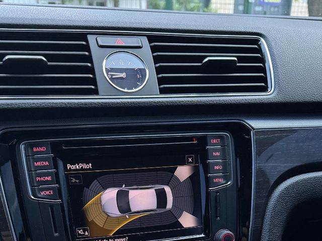 Volkswagen Passat (North America and China) - фото 4