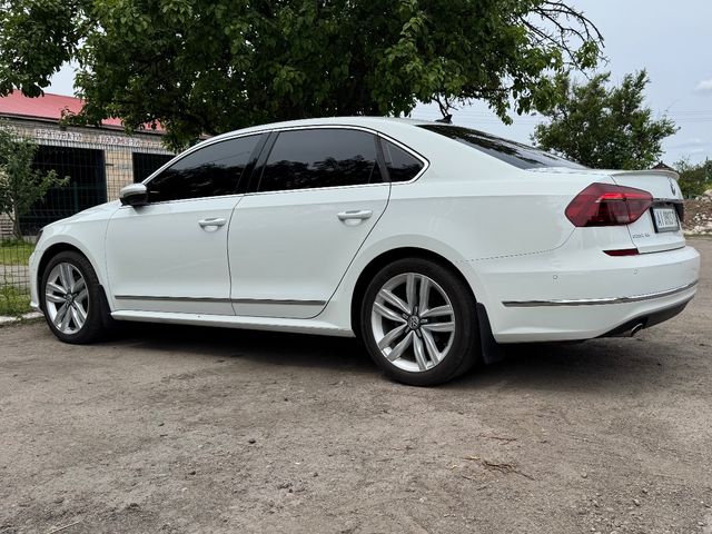 Volkswagen Passat (North America and China) - фото 3