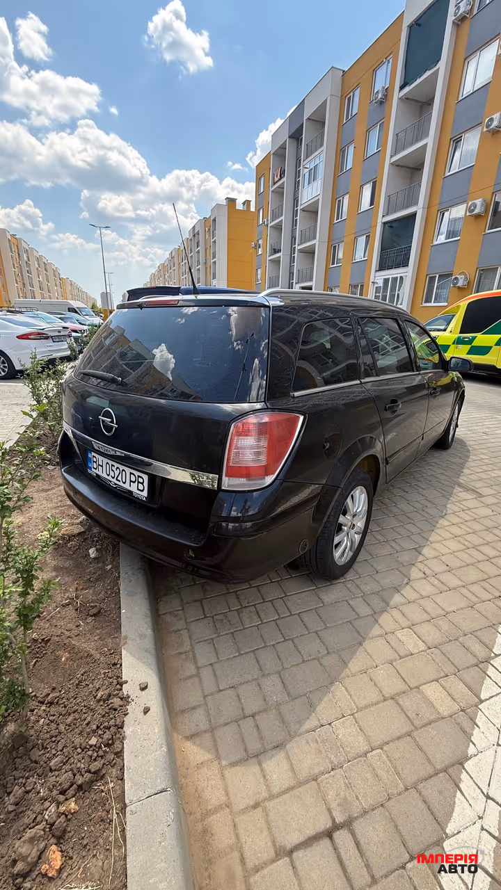Opel Astra - фото 3