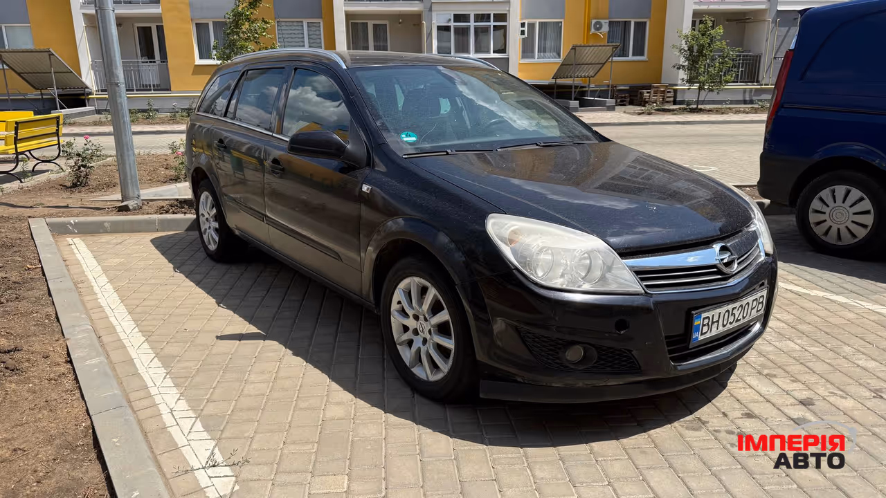 Opel Astra - фото 2