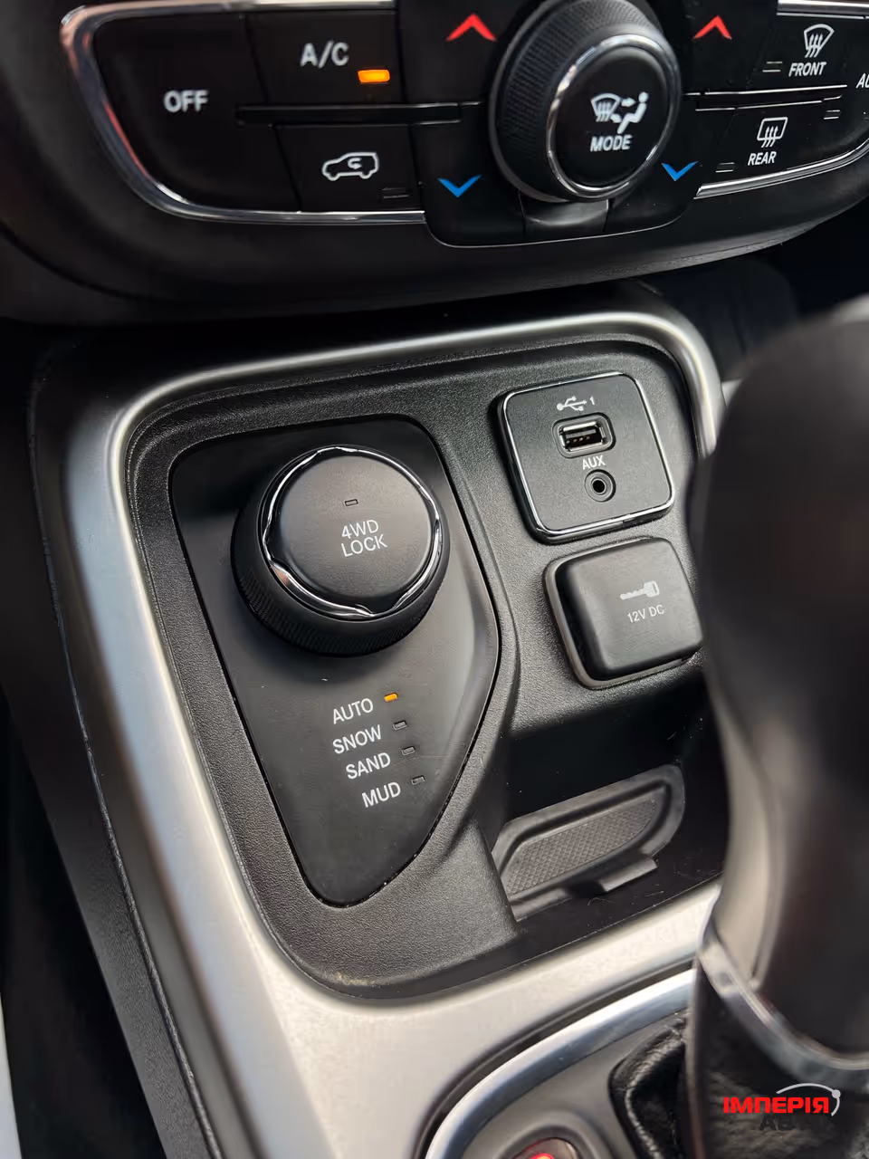 Jeep Compass - фото 37