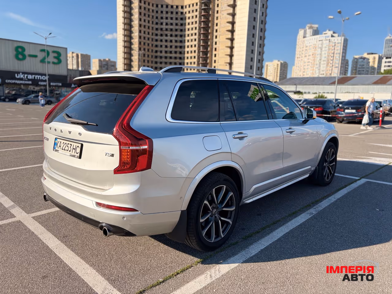 Volvo XC90 - фото 14