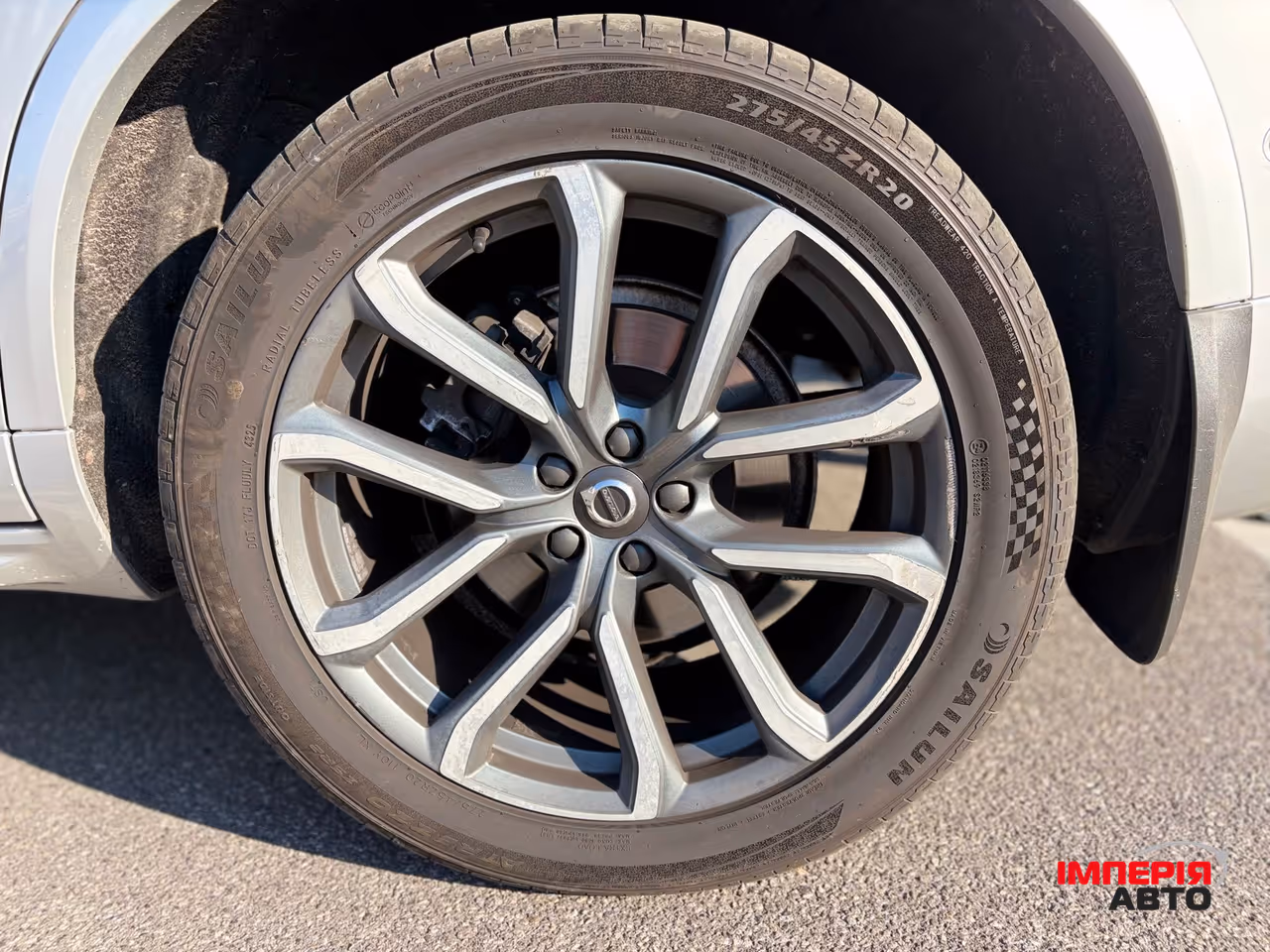 Volvo XC90 - фото 13