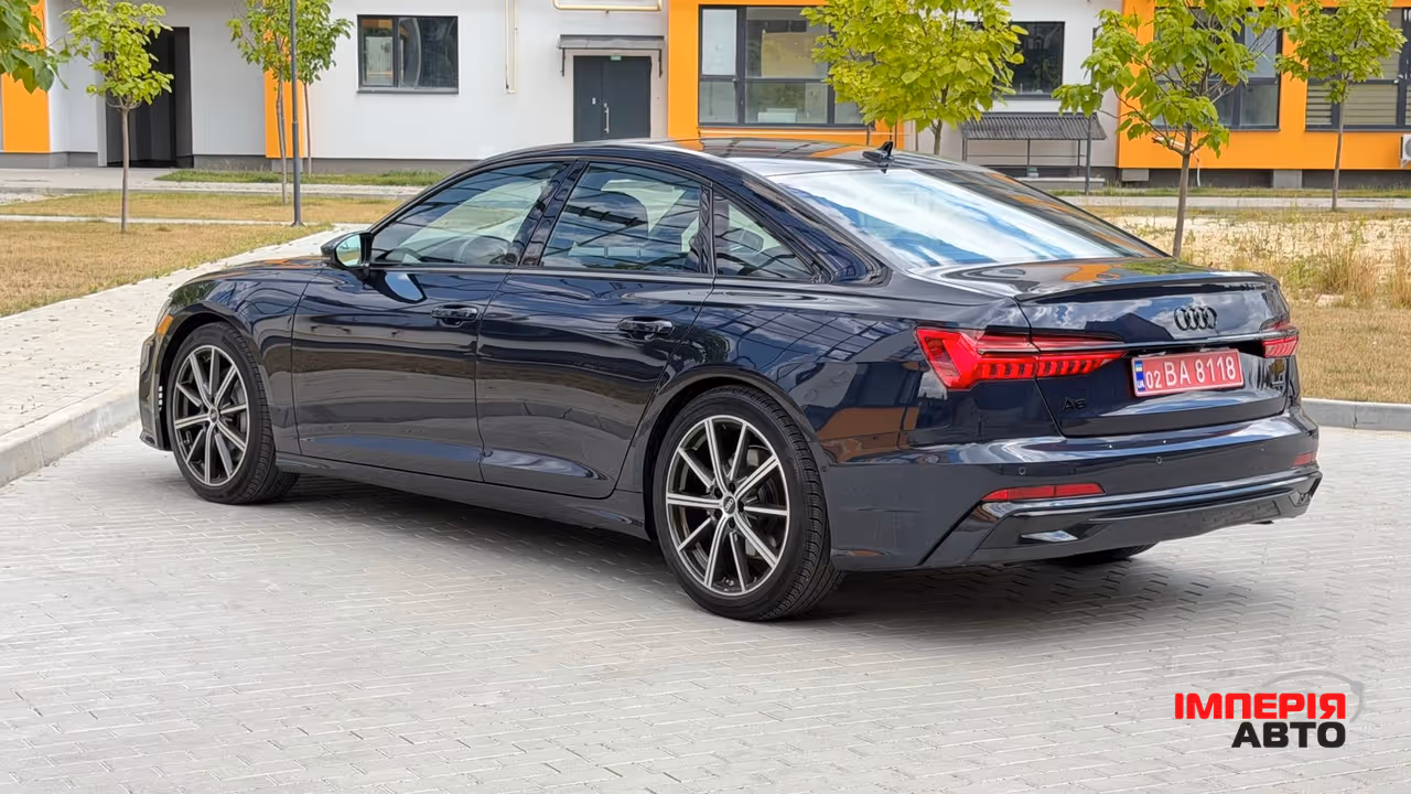Audi A6 - фото 16