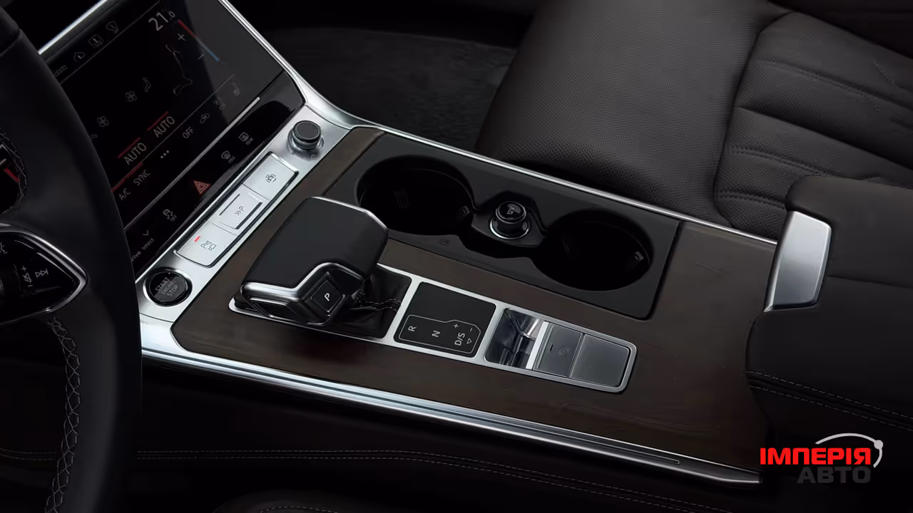 Audi A6 - фото 30