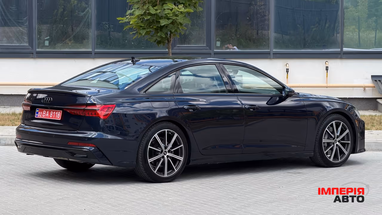 Audi A6 - фото 15