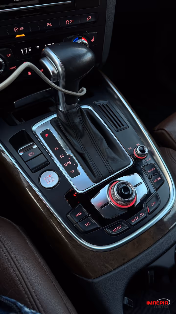 Audi Q5 - фото 27
