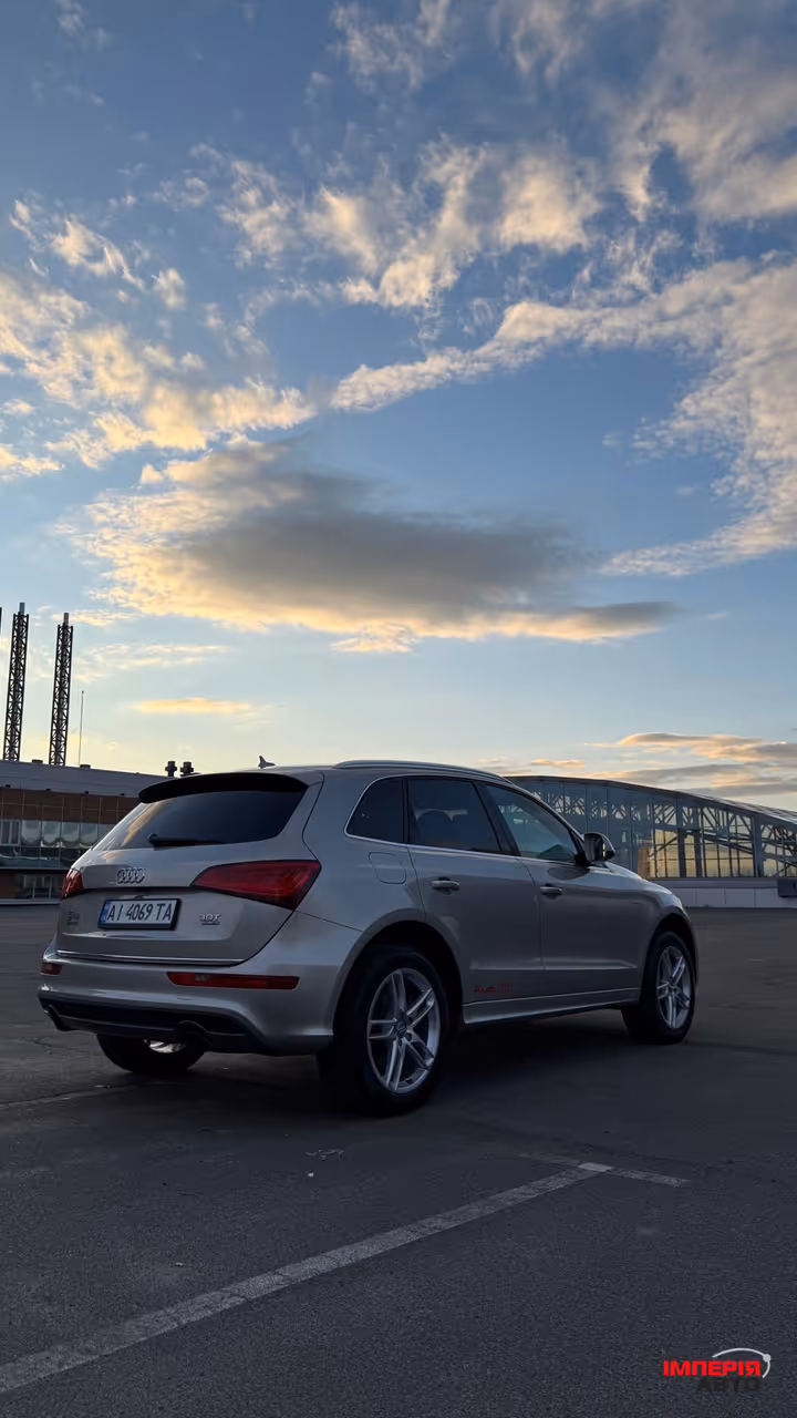 Audi Q5 - фото 8