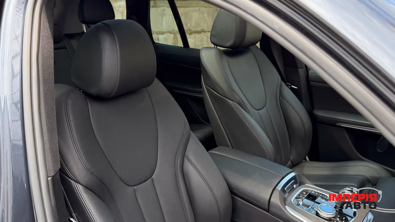 BMW X5 - фото 17