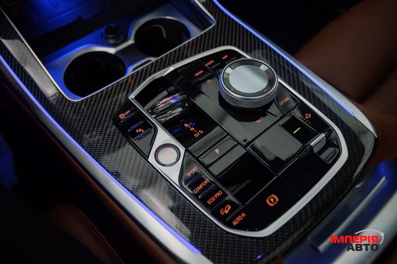 BMW X7 - фото 23
