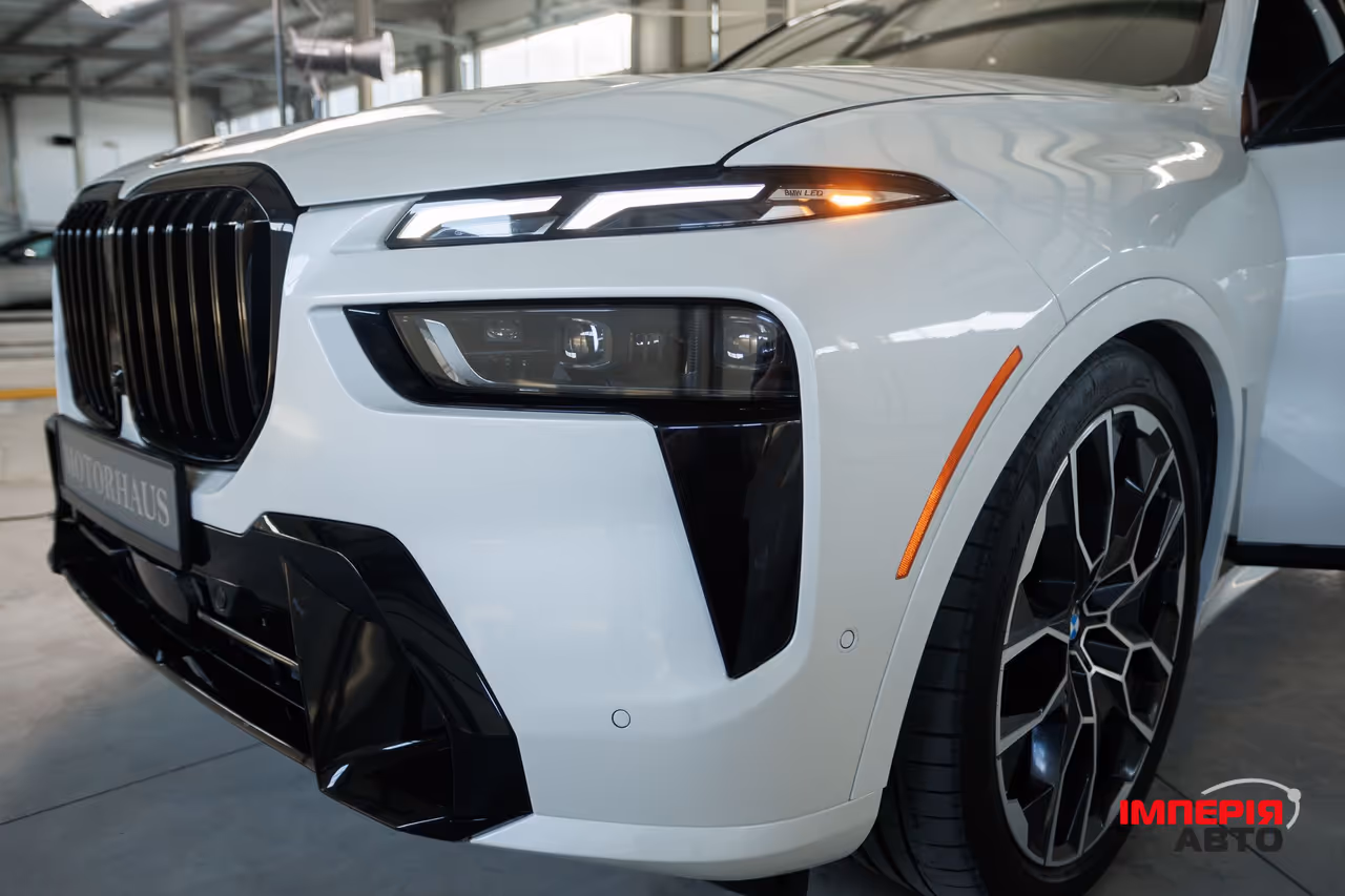 BMW X7 - фото 51