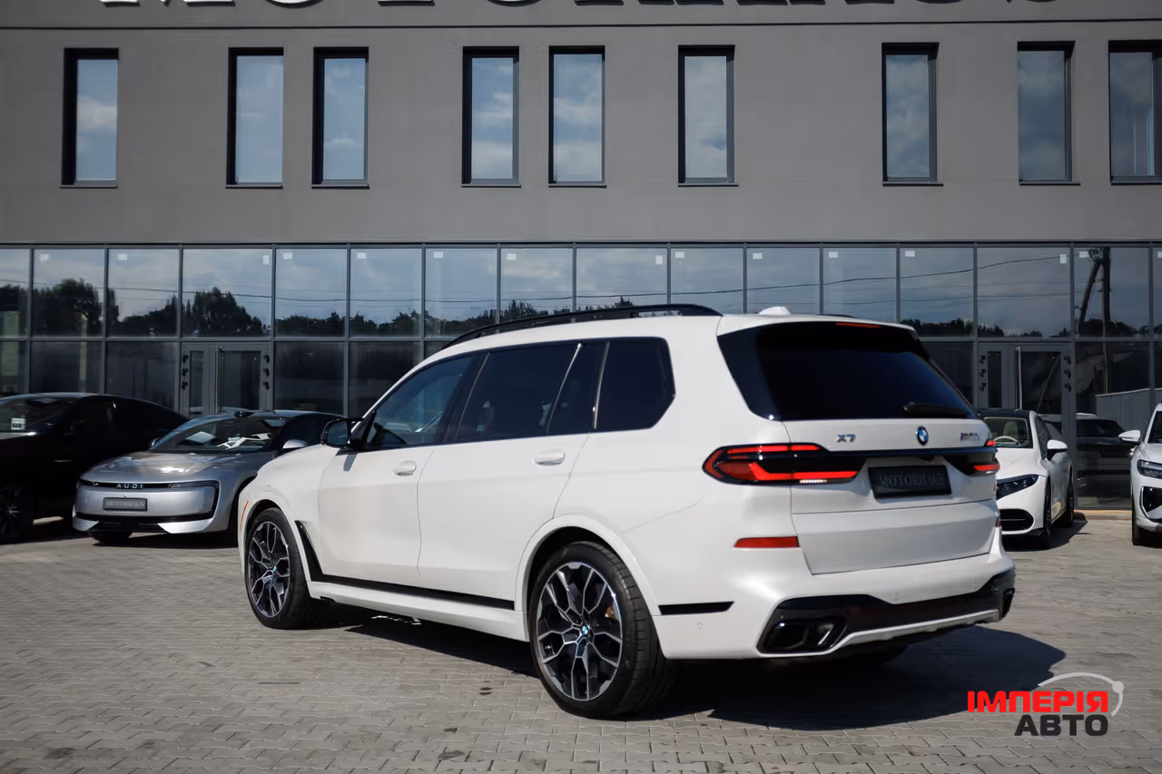 BMW X7 - фото 5