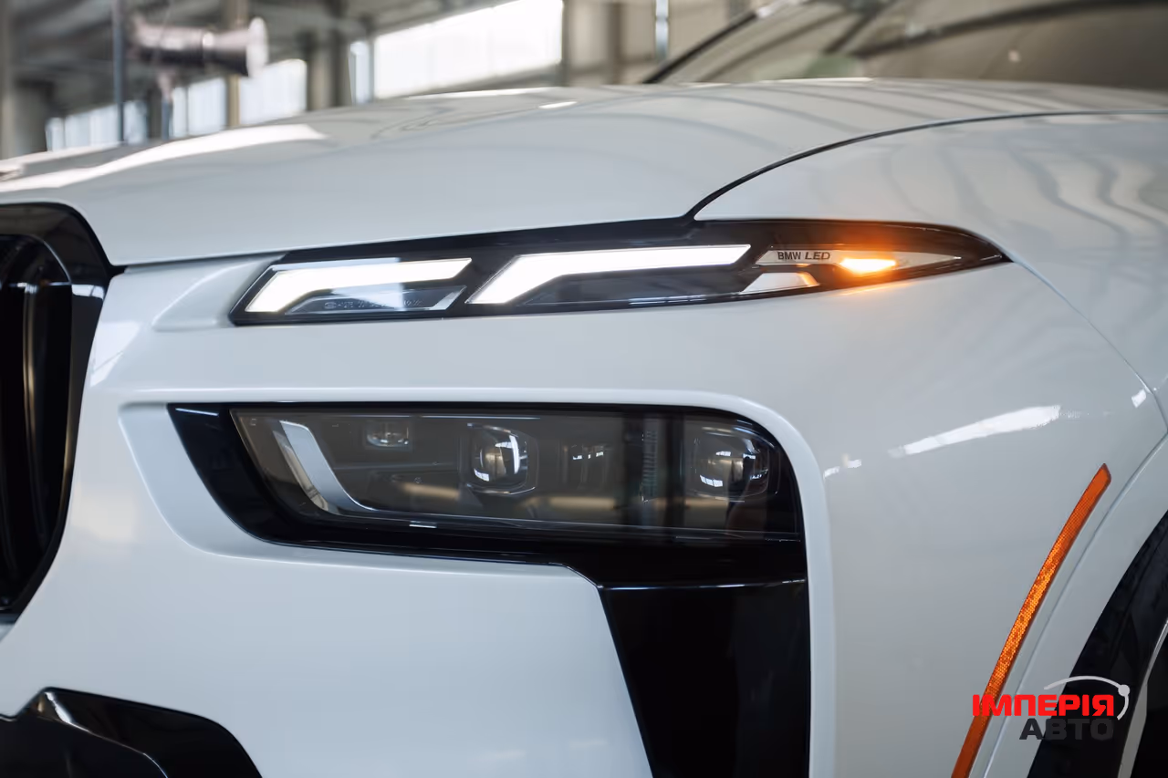 BMW X7 - фото 50