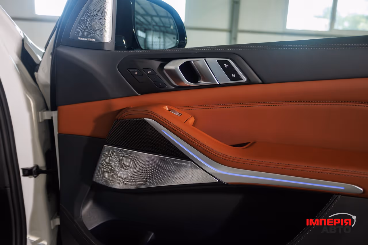 BMW X7 - фото 48