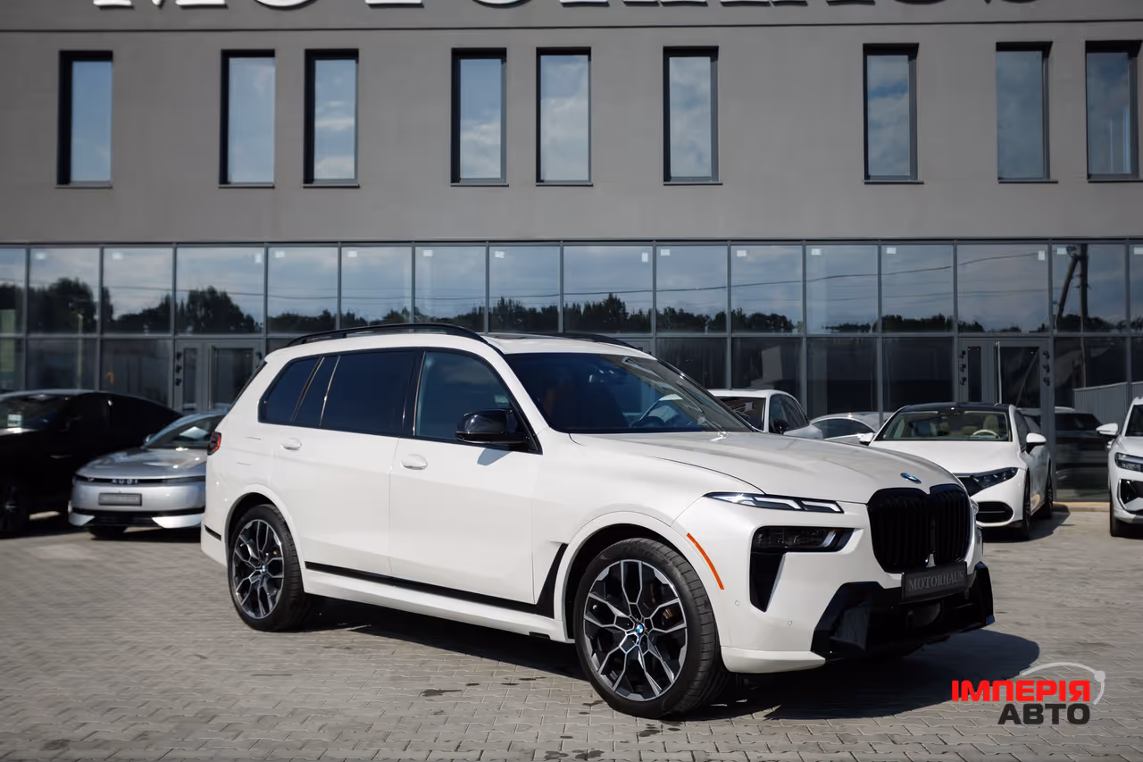 BMW X7 - фото 9