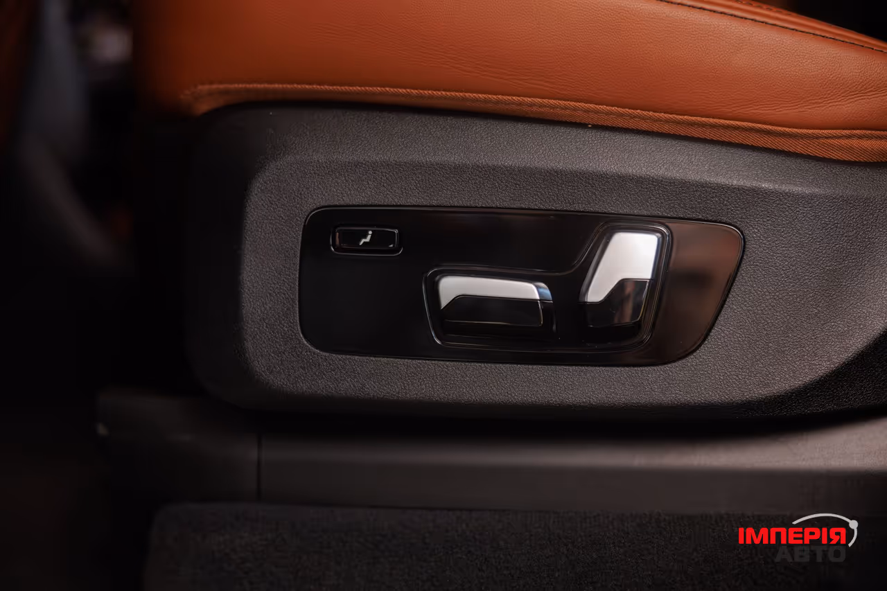 BMW X7 - фото 34