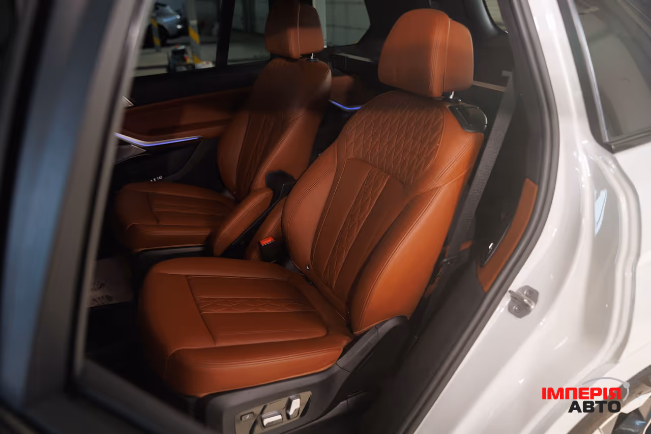 BMW X7 - фото 35