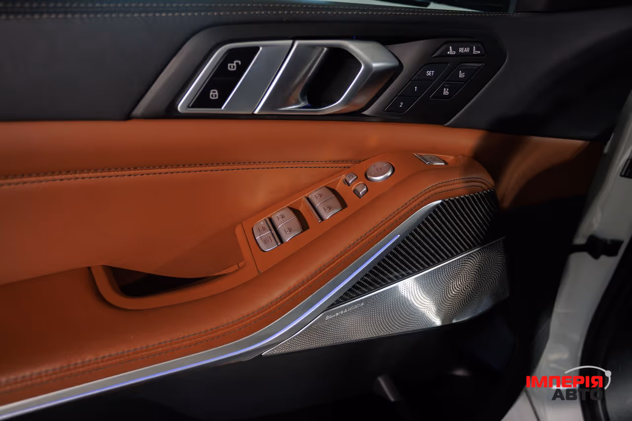 BMW X7 - фото 15