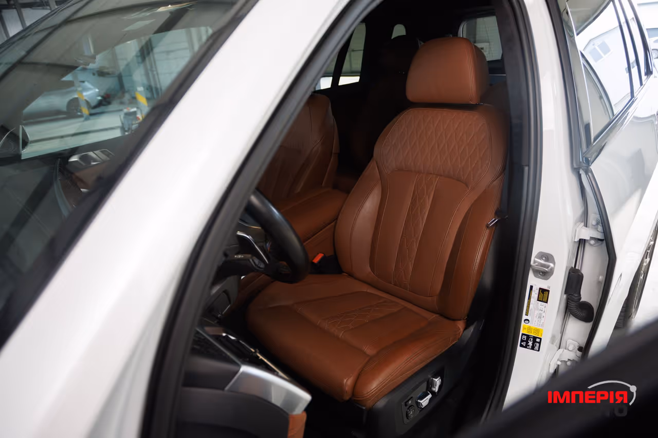 BMW X7 - фото 16
