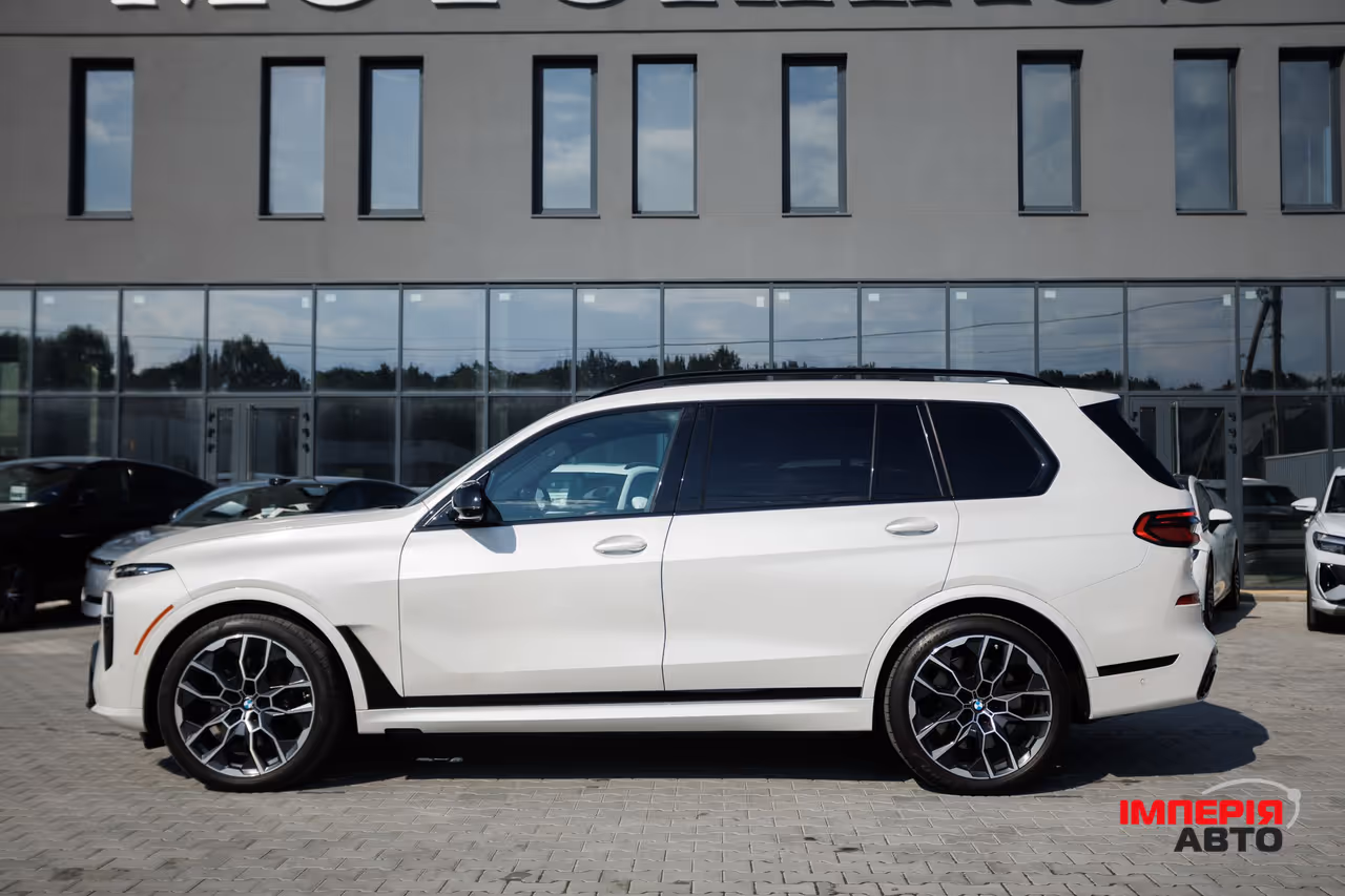 BMW X7 - фото 6