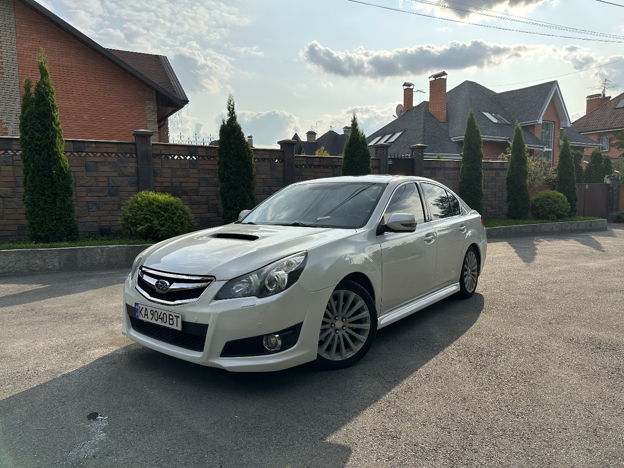 Subaru Legacy - фото 1