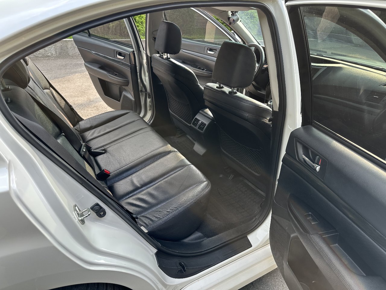 Subaru Legacy - фото 11