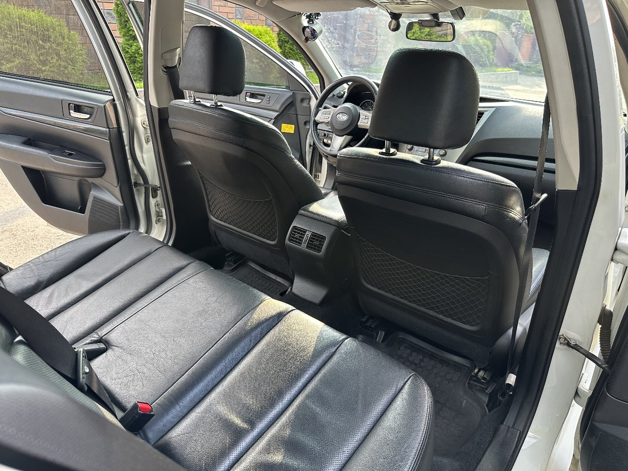 Subaru Legacy - фото 10