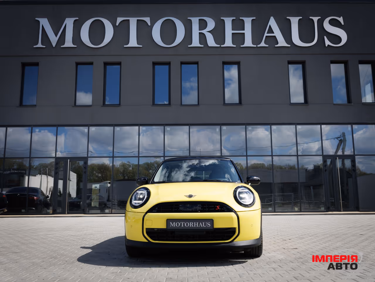 Mini Hatch - фото 2