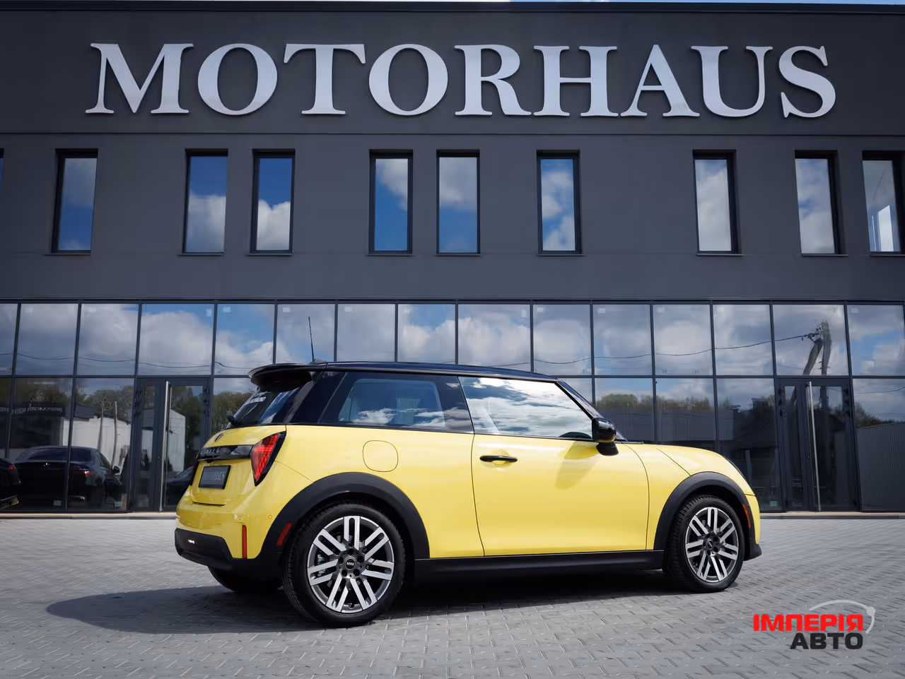 Mini Hatch - фото 7