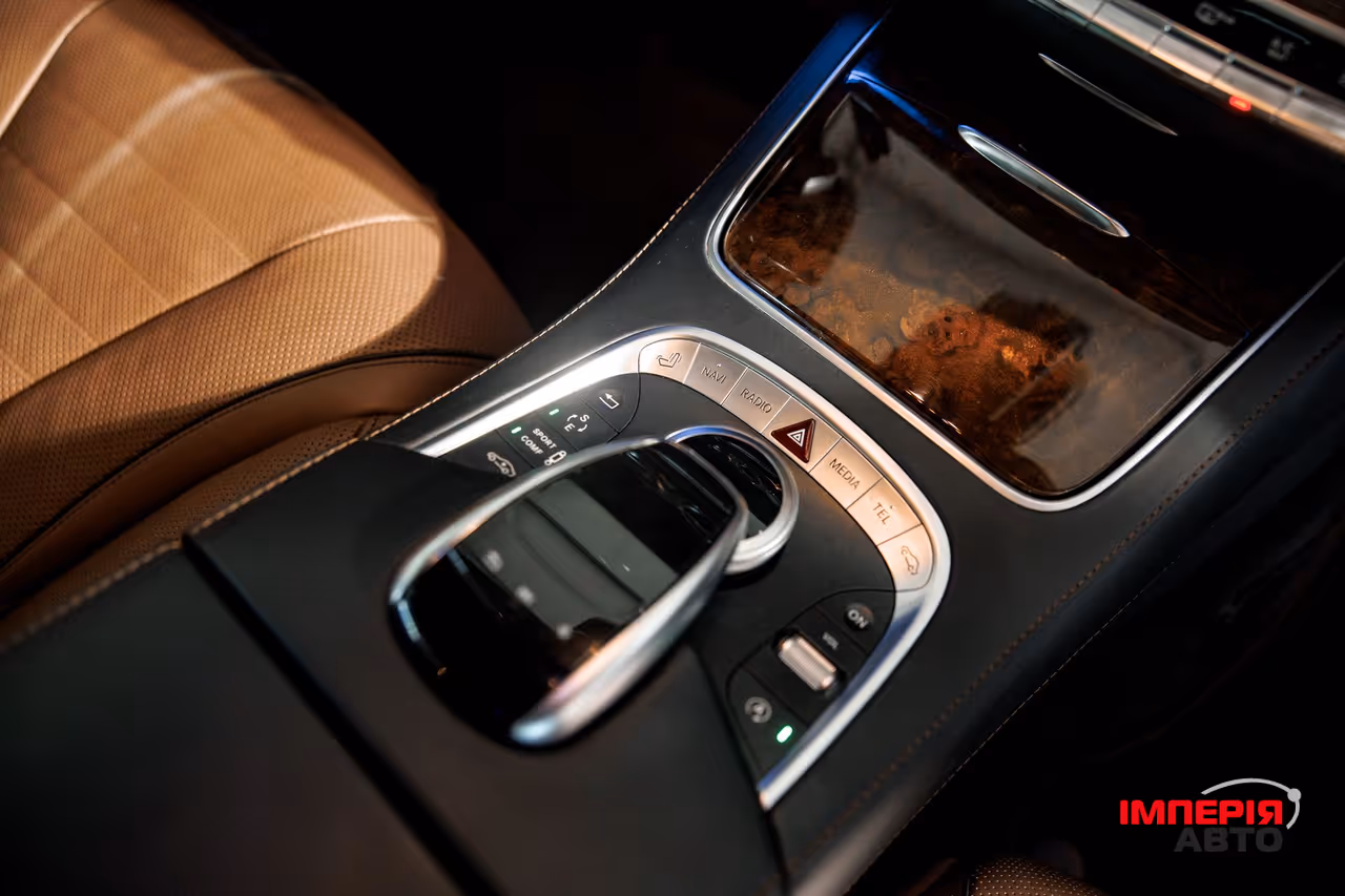 Mercedes-Benz S-Класс - фото 36