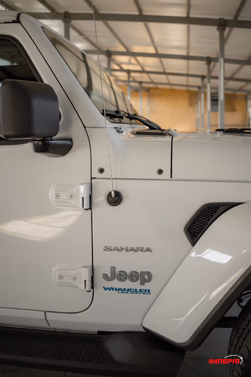 Jeep Wrangler - фото 42