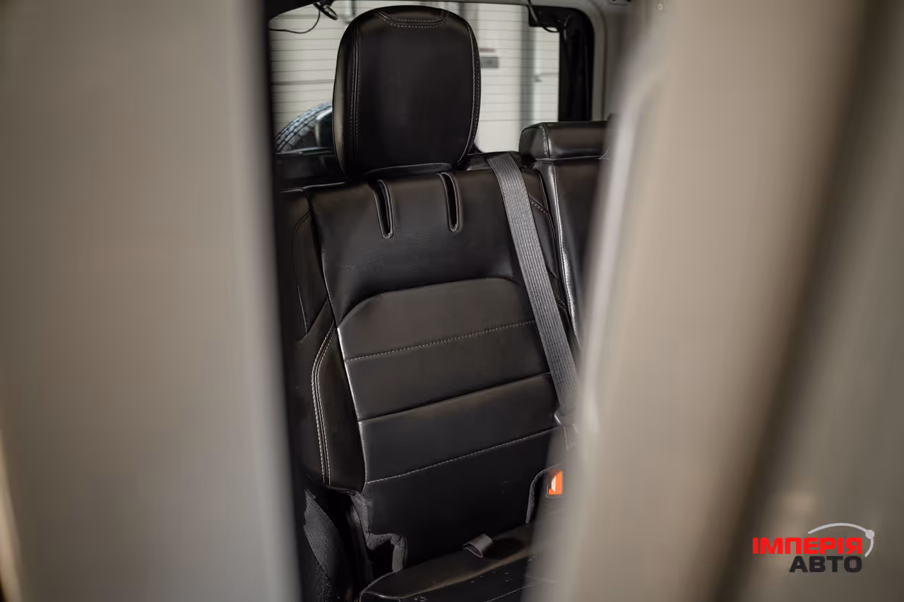 Jeep Wrangler - фото 38