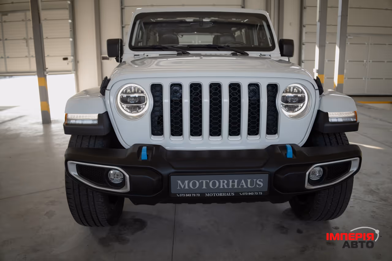 Jeep Wrangler - фото 46