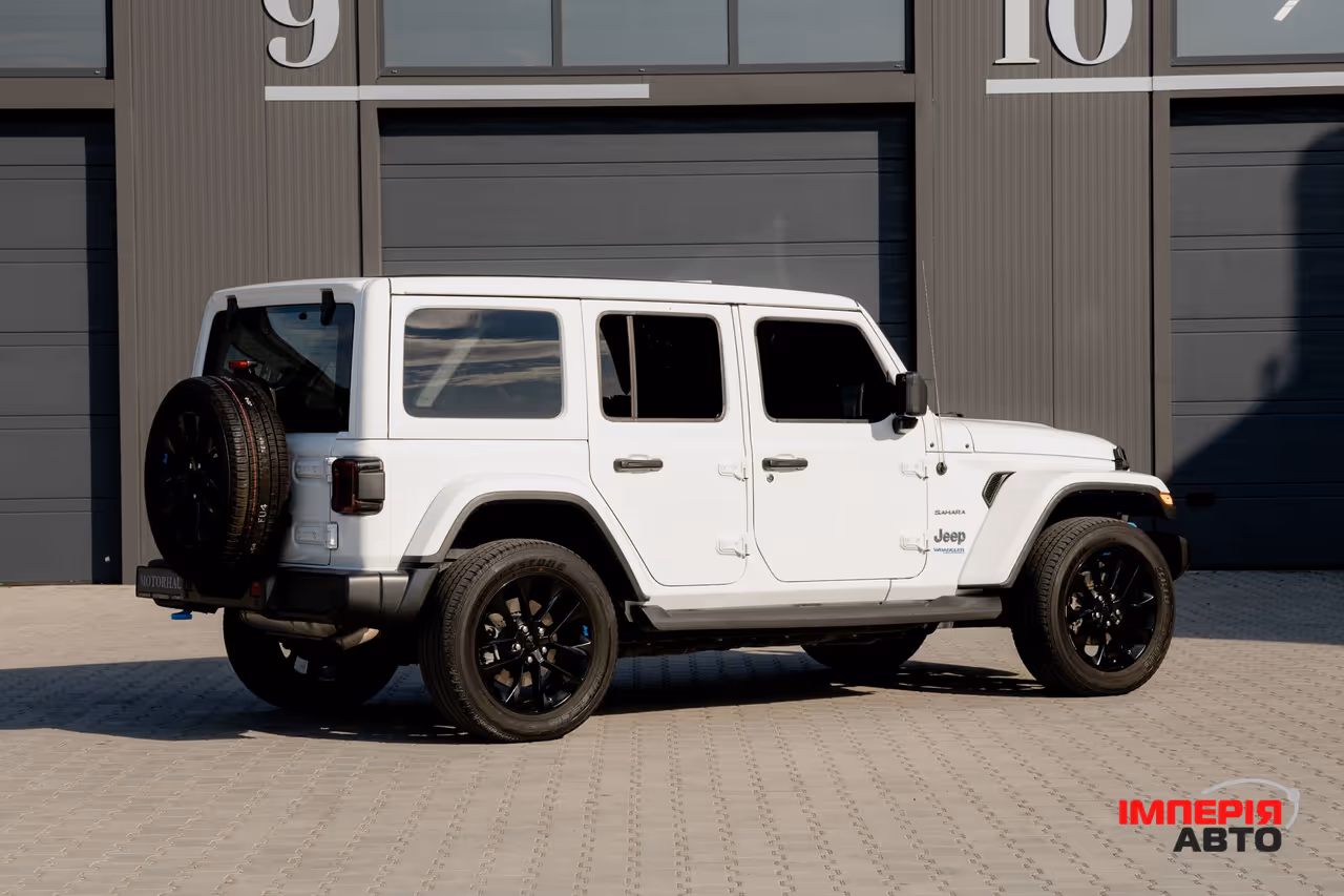 Jeep Wrangler - фото 3